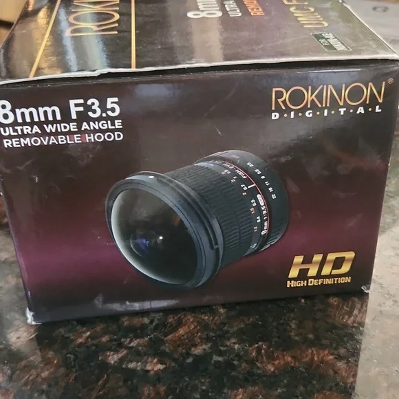 Rokinon 8mm Ultra Wide Angle Fisheye Lens Removable Hood